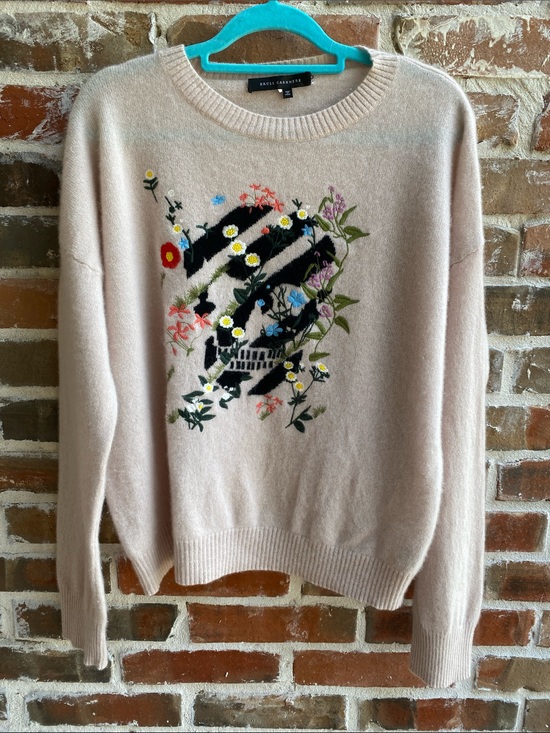 Skull Cashmere Sweaters - Skull Cashmere Pale Pink Crewneck Sweater with Floral Embroidery Skull  Motif